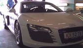 AUDI R8..